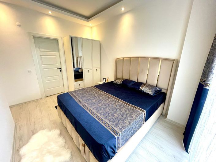 Image No.2-2 Bed Property for sale