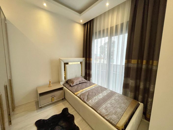 Image No.3-2 Bed Property for sale