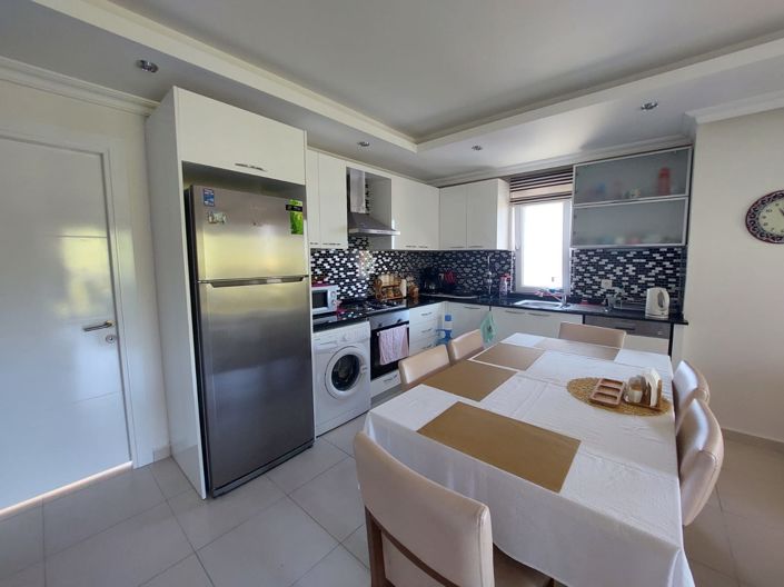 Image No.8-2 Bed Property for sale