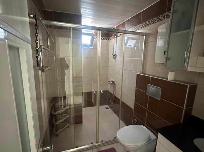 Image No.8-2 Bed Property for sale