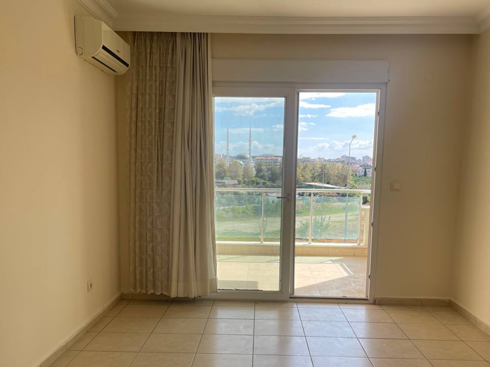 Image No.4-1 Bed Property for sale