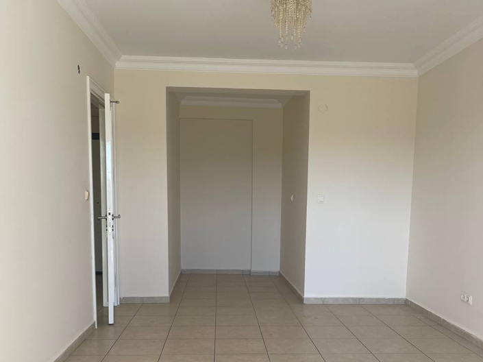 Image No.5-1 Bed Property for sale