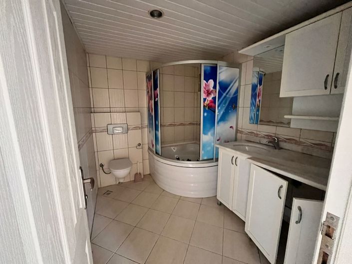 Image No.7-2 Bed Property for sale