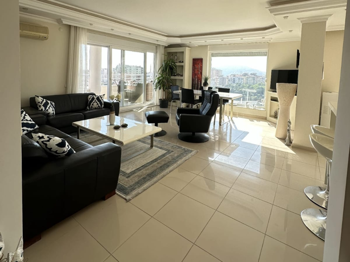 Image No.2-3 Bed Property for sale