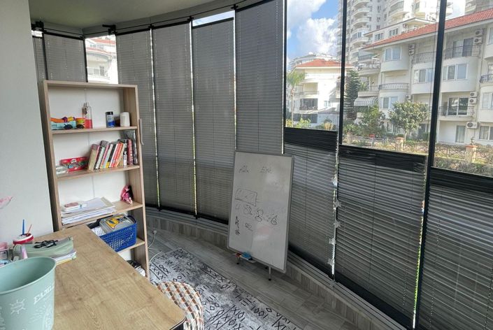 Image No.10-2 Bed Property for sale