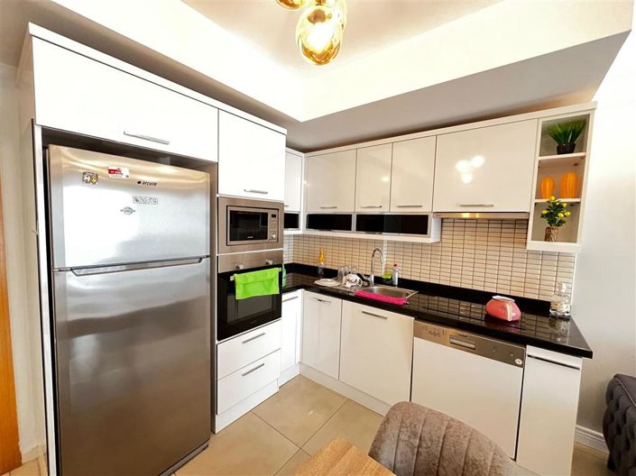 Image No.6-1 Bed Property for sale