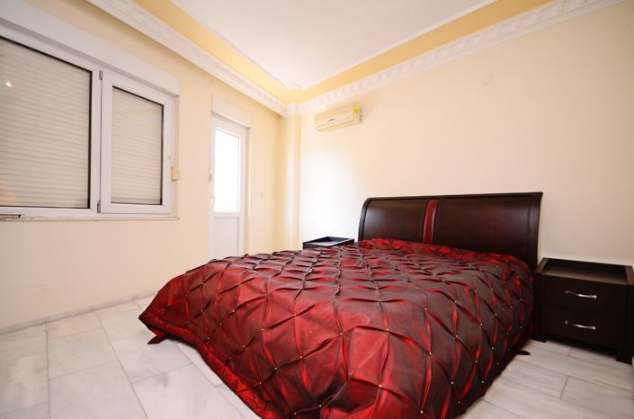 Image No.8-3 Bed Property for sale