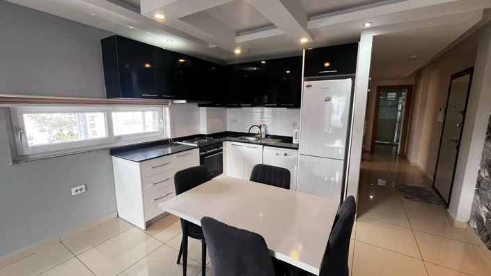 Image No.2-2 Bed Property for sale