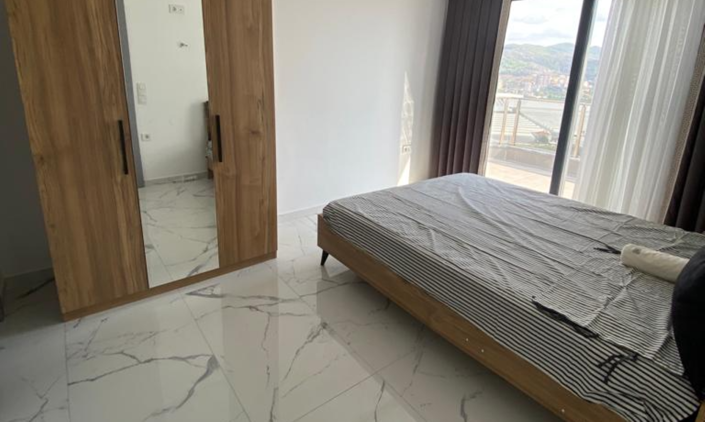 Image No.5-3 Bed Property for sale