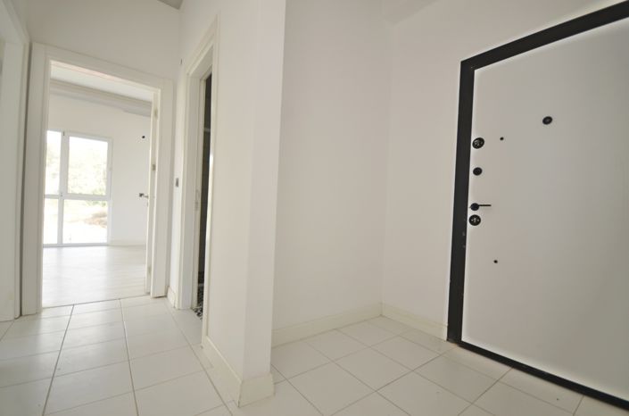 Image No.2-2 Bed Property for sale