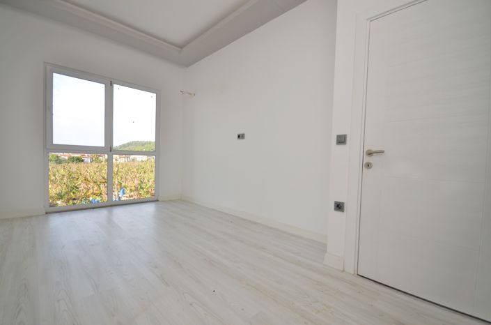 Image No.8-2 Bed Property for sale