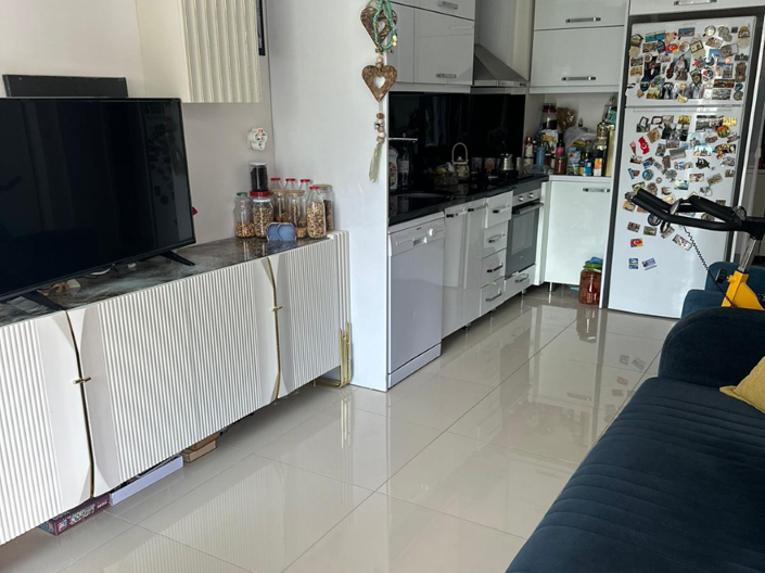 Image No.5-1 Bed Property for sale