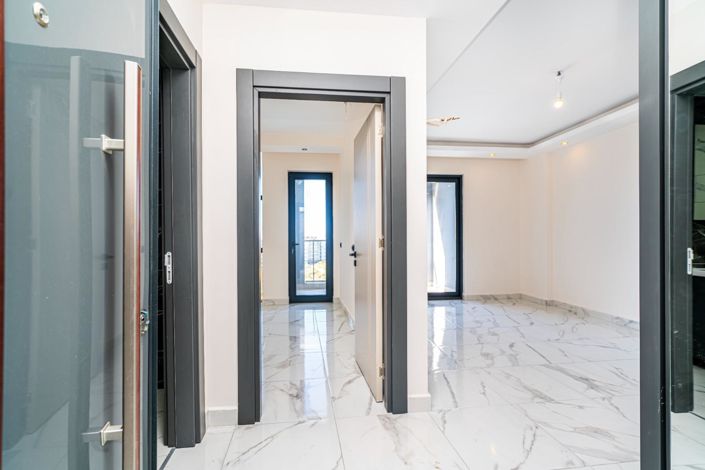 Image No.3-1 Bed Property for sale