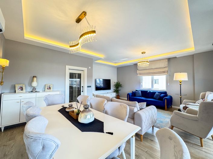 Image No.3-4 Bed Property for sale