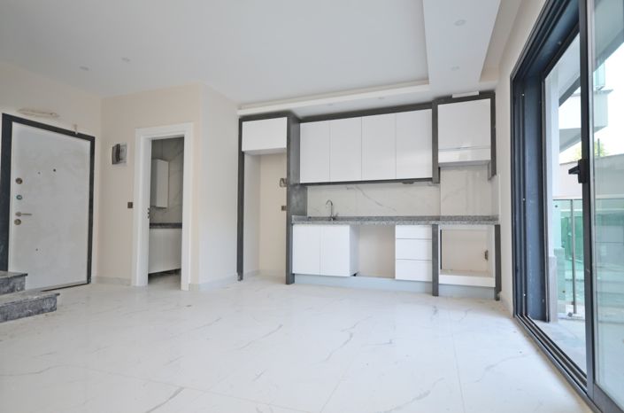 Image No.2-2 Bed Property for sale