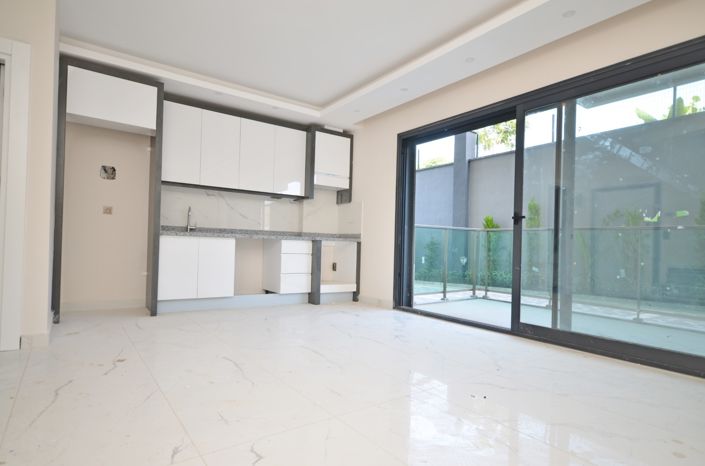 Image No.3-2 Bed Property for sale