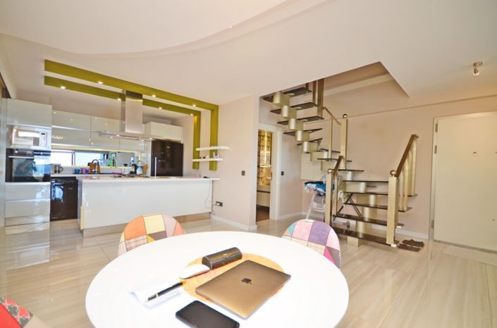 Image No.7-3 Bed Property for sale