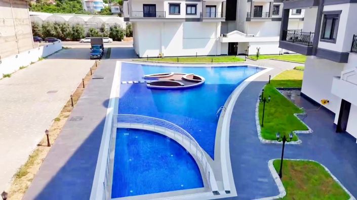 Image No.4-2 Bed Property for sale