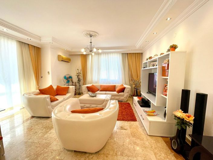 Image No.2-3 Bed Property for sale