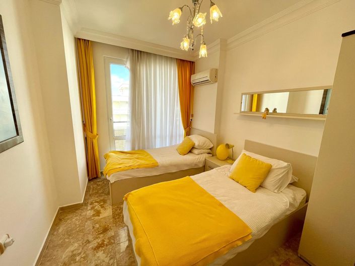 Image No.6-3 Bed Property for sale