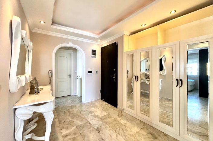 Image No.3-2 Bed Property for sale