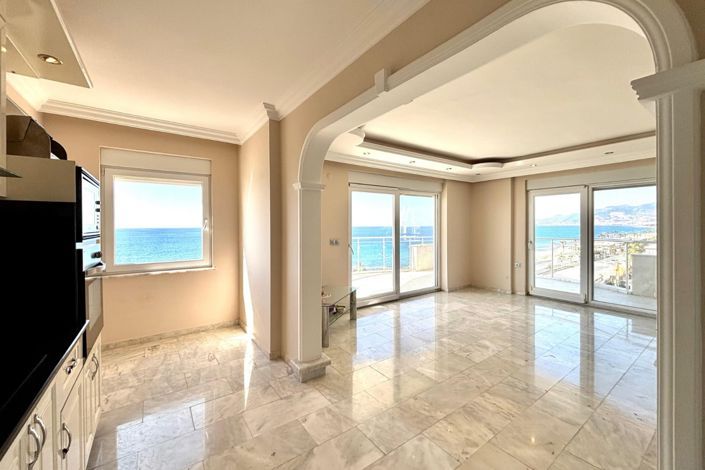 Image No.4-2 Bed Property for sale