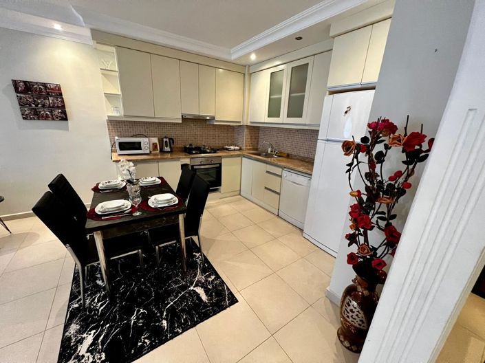 Image No.3-2 Bed Property for sale