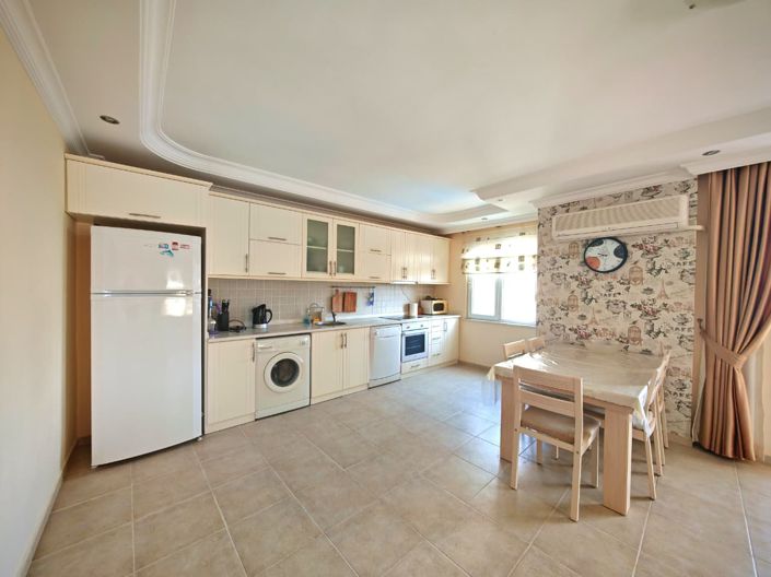 Image No.7-2 Bed Property for sale