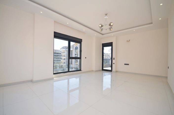 Image No.3-3 Bed Property for sale