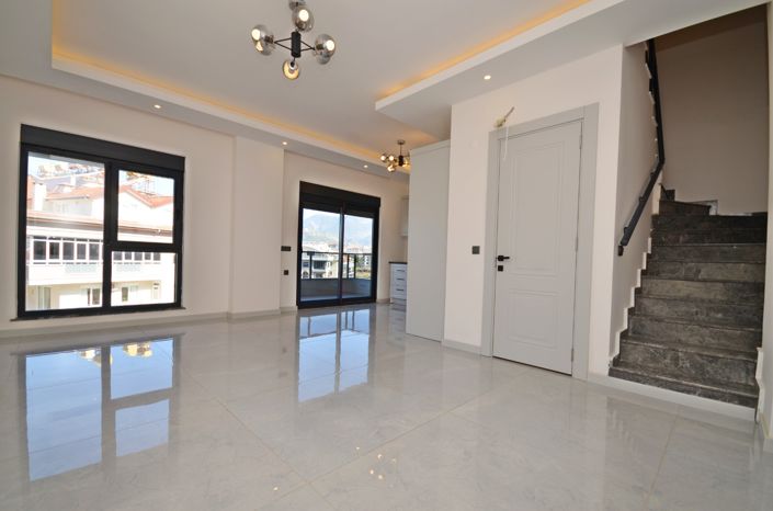 Image No.2-2 Bed Property for sale