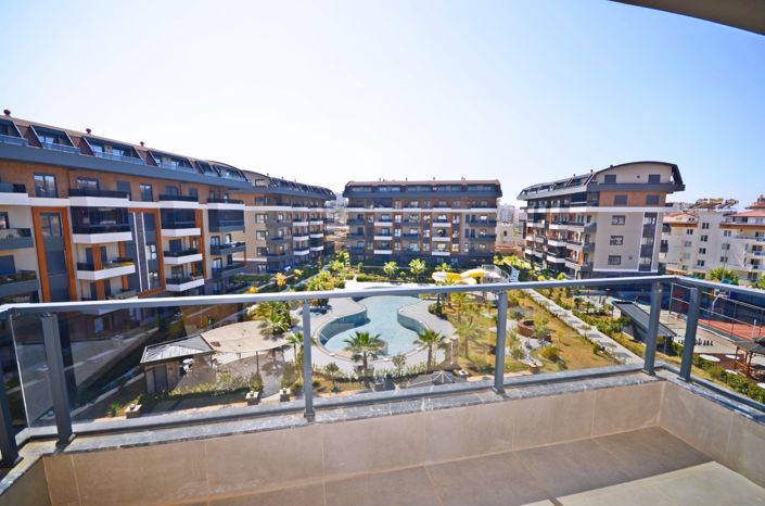 Image No.9-2 Bed Property for sale