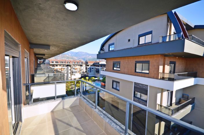 Image No.9-2 Bed Property for sale