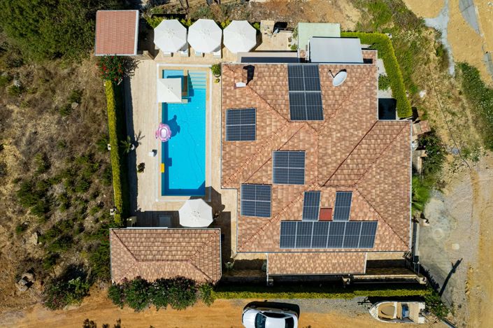 Image No.3-3 Bed Property for sale