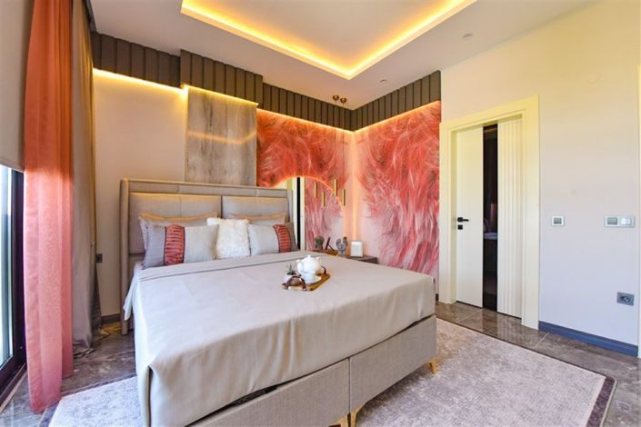 Image No.10-4 Bed Property for sale