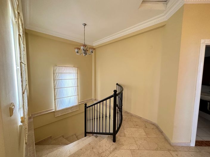 Image No.8-Propriété de 4 chambres à vendre à Alanya