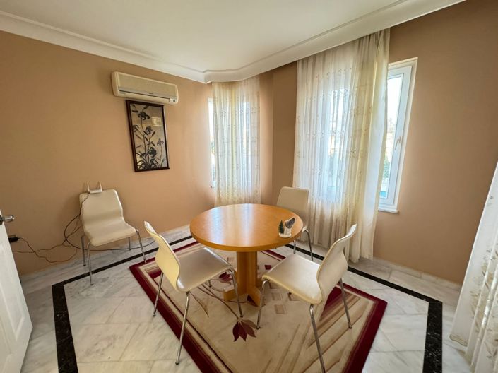 Image No.8-Propriété de 4 chambres à vendre à Alanya