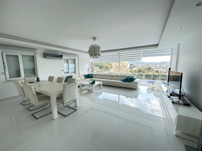 Image No.2-Propriété de 5 chambres à vendre à Alanya