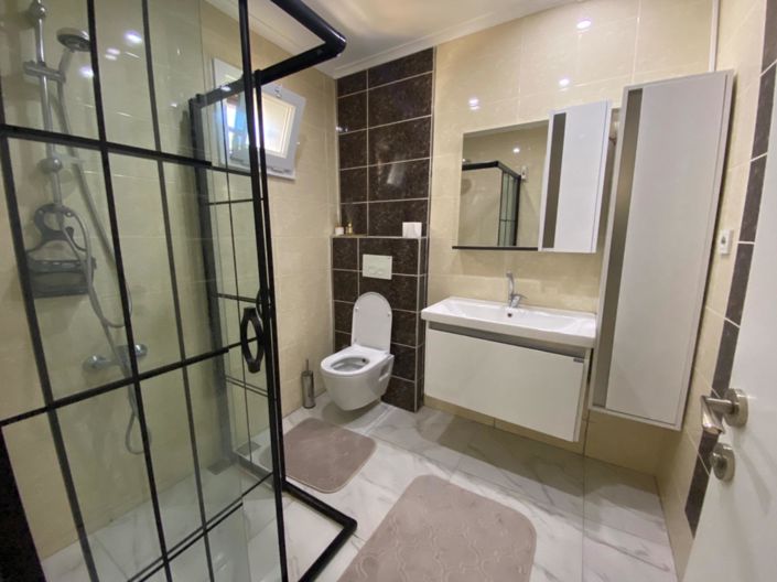 Image No.10-3 Bed Property for sale