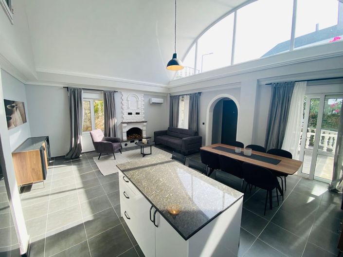 Image No.7-3 Bed Property for sale