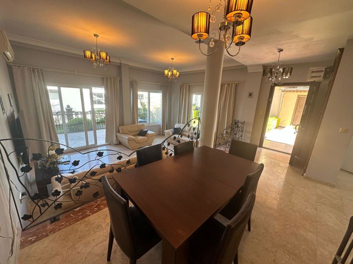 Image No.3-3 Bed Property for sale