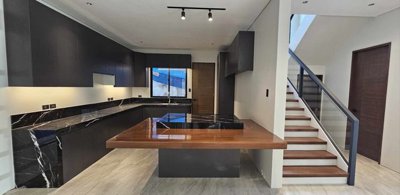 46254610210520262136044726338610431518270712n