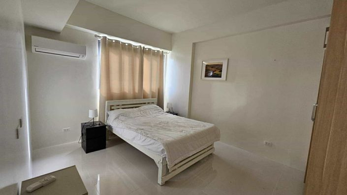 Image No.7-1 Bed Property for sale