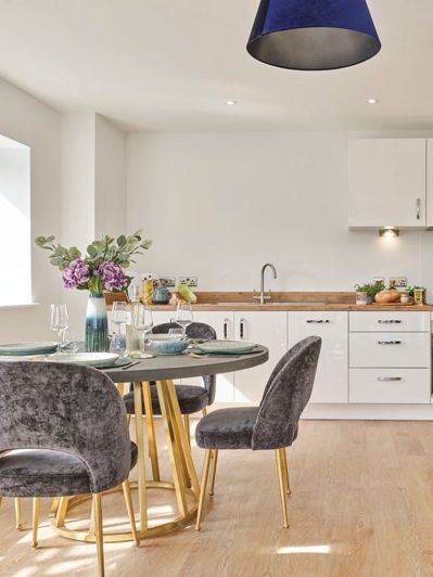 Image No.3-2 Bed Property for sale