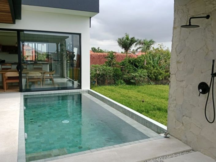 Image No.3-3 Bed Property for sale