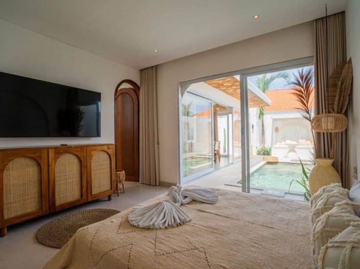 Image No.2-1 Bed Property for sale