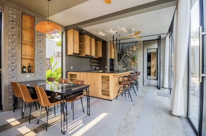 Image No.9-3 Bed Property for sale