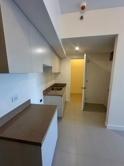 Image No.5-3 Bed Property for sale