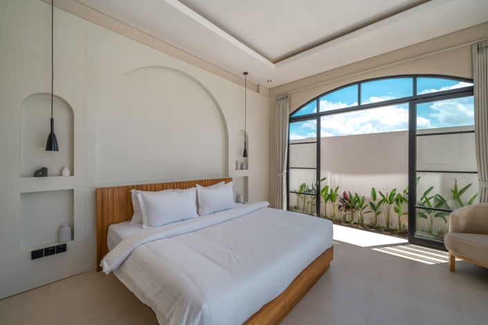 Image No.5-3 Bed Property for sale