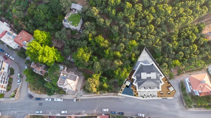 Image No.6-3 Bed Property for sale