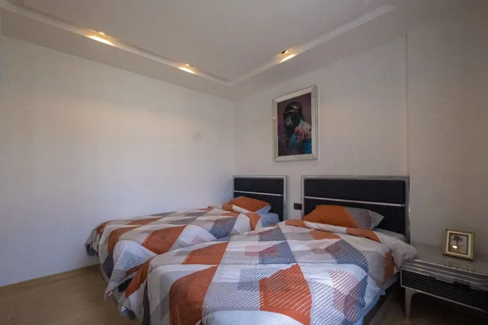 Image No.7-3 Bed Property for sale